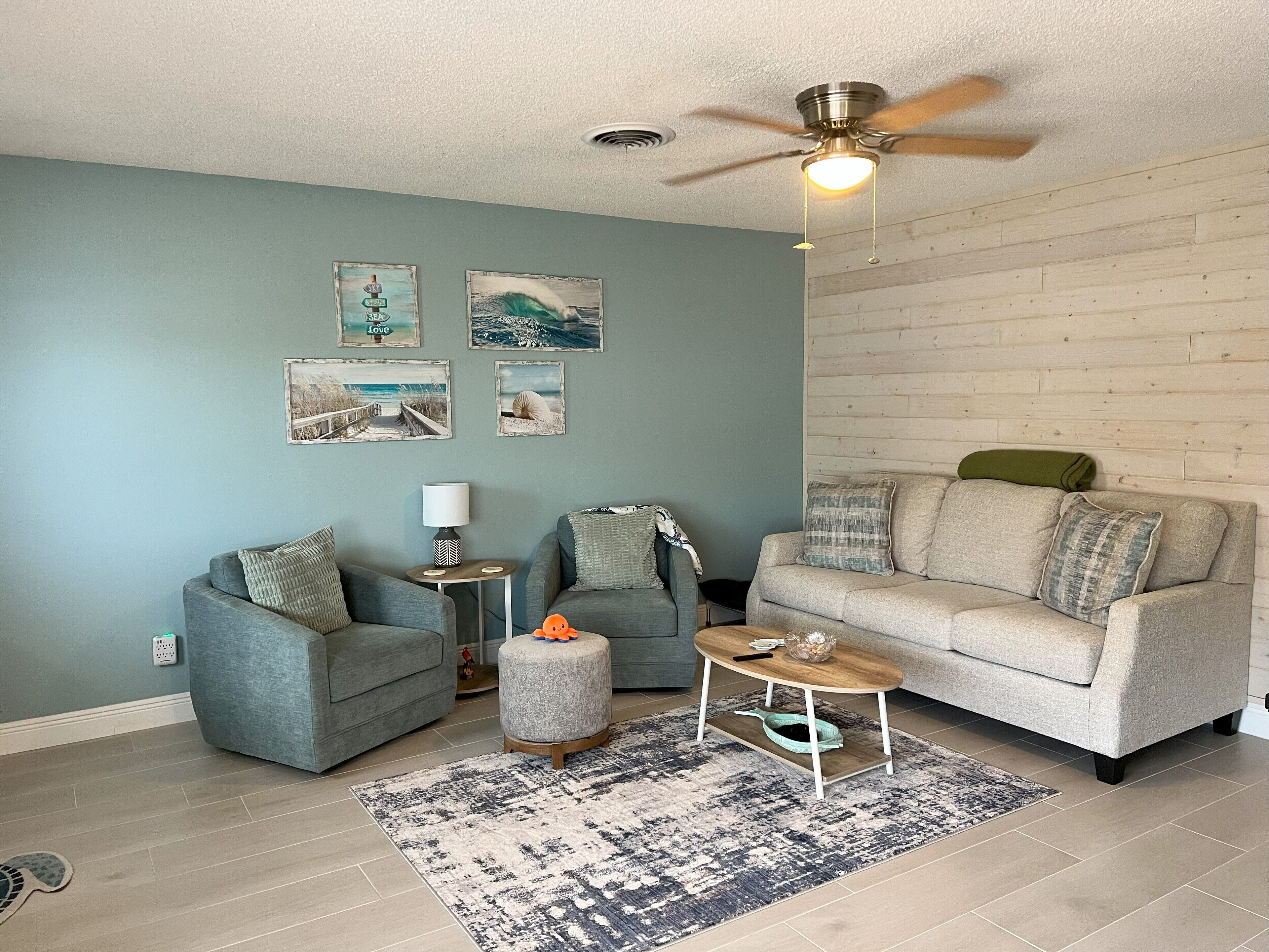 Smart-TV, Kamin, Computerbildschirme