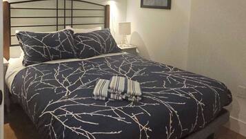 2 Schlafzimmer, Bügeleisen/Bügelbrett, WLAN, Bettwäsche