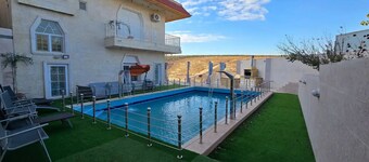 Charming 3-bedroom scenic villa with a pool, WiFi in the lovely north