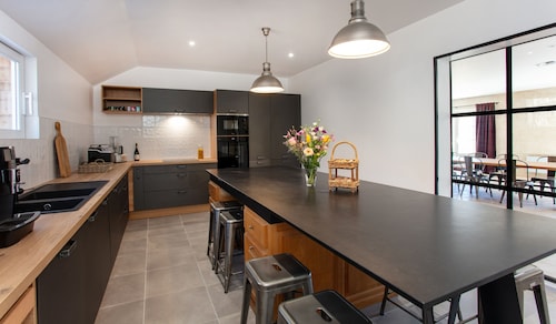 La Porte d'Arcy -  grand jardin et piscine privée