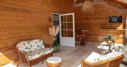 La Porte d'Arcy - grand jardin et piscine partagée