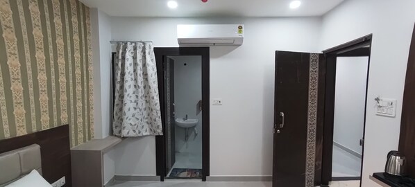 Chambre Double Standard | Bureau, Wi-Fi gratuit