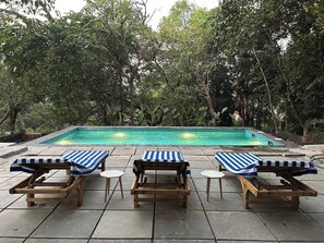 Outdoor pool - Independent Villa With Private Pool in Siolim Goa (Siolim)