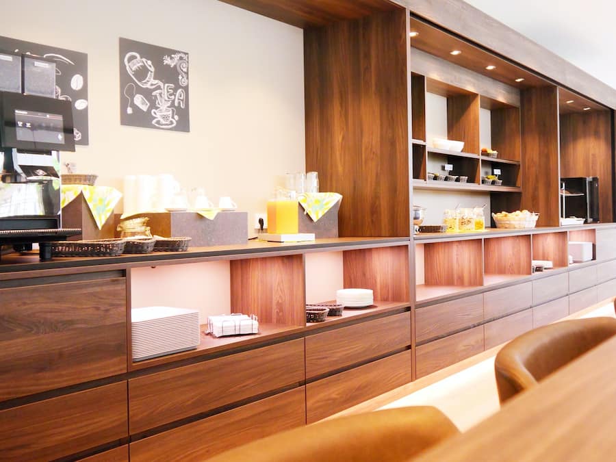 Daily buffet breakfast (EUR 11.50 per person)