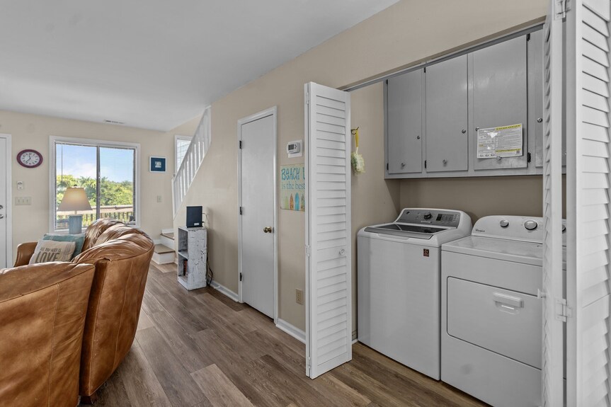 Shell Haven-four Decks, Views, Pet Friendly, Walk To Beach! - Holden Beach, NC