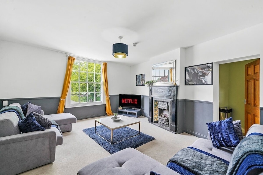 The Bristol Harbourside Apartments - Sleeps 16 - Clifton