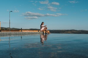 Infinity pool - Five Sabrosa Senses (Sabrosa)