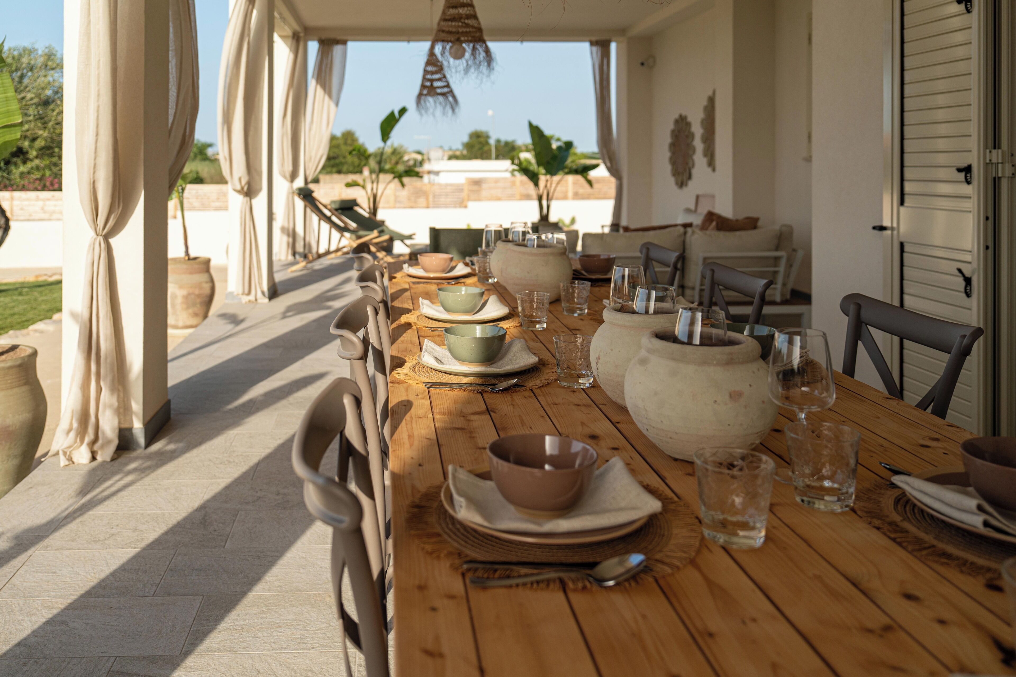 Outdoor dining