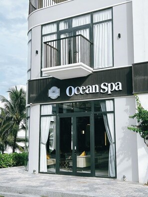 Hot stone massages, deep-tissue massages, Swedish massages - Arena Jakovi Condotel (Cam Ranh)