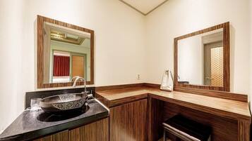 Superior Suite | City view