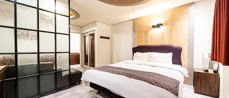 Superior Suite | Free WiFi, bed sheets