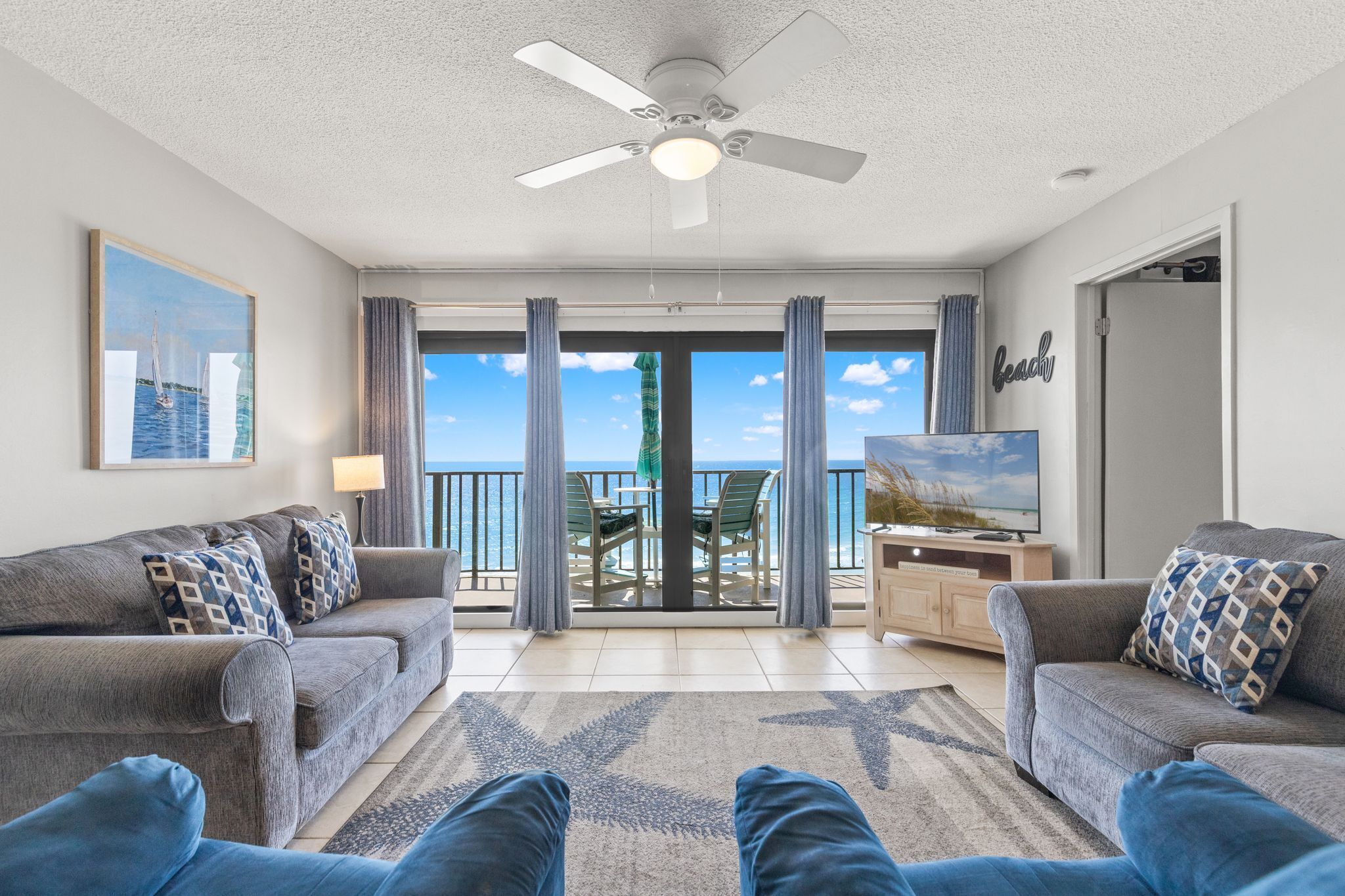 Téléviseur connecté, lecteur de DVD