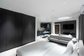 1 chambre, fer et planche à repasser, draps fournis