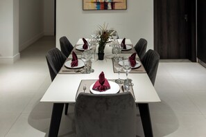 Dineren
