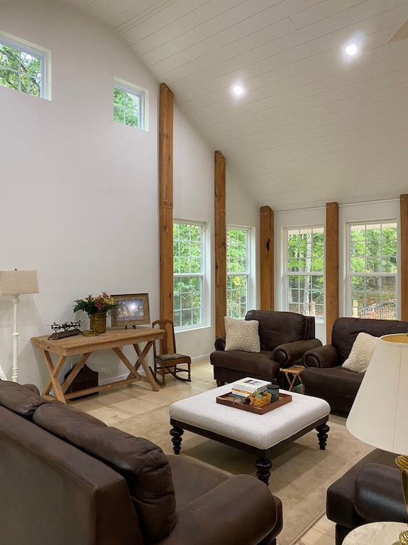 Paradise Meadows Farmhouse, Paradise Meadows Farmhouse - Chattanooga, TN