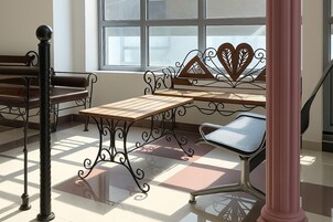 Quarto, vista para o rio | Opções para refeição no quarto