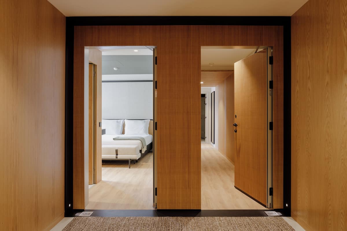 Quarto quádruplo família | Roupas de cama antialérgicas, cofres nos quartos