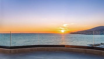 Deluxe-Penthouse, Meerblick | Terrasse/Patio