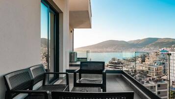 Comfort Apartment | Terrace/patio