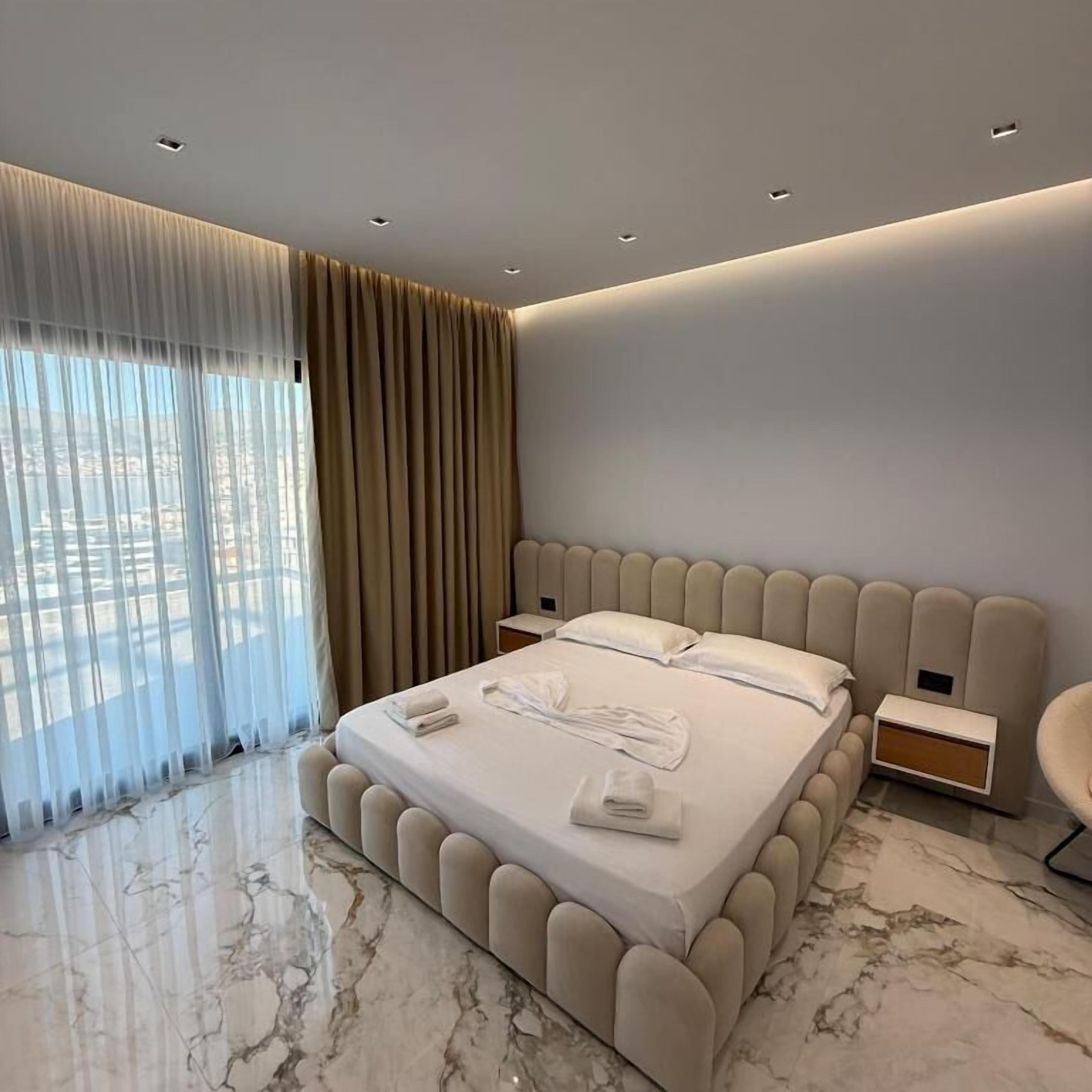 Photo - Day Lux Premium Apartments