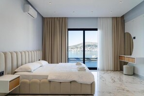 Deluxe Penthouse, Sea View | Bathroom