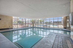 A heated pool - Crystal Tower 1703 🌊 Resort Pools, Gulf-View Balcony & Prime Location (Gulf Shores)