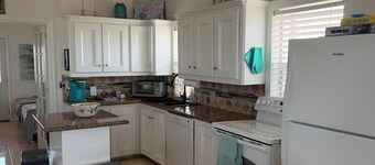 Oceanfront 2 bedroom house with WiFi in Freeport on 45 acres.