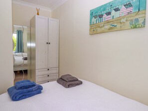 2 عدّة غرف نوم وبديكورات فريدة لكل غرفة وطراز فريد لكل وحدة