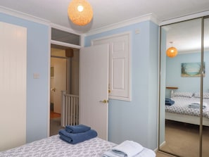 2 عدّة غرف نوم وبديكورات فريدة لكل غرفة وطراز فريد لكل وحدة