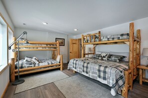 5 Schlafzimmer, Bügeleisen/Bügelbrett, WLAN, Bettwäsche