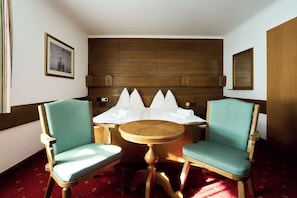Economy Double Room, Balcony, Courtyard View | In-room safe, free WiFi