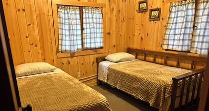 Lakeview Lodge ~ Spacious Three Bedroom with Lake Views in Hazelhurst, Wisconsin