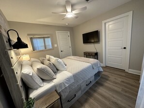 3 Schlafzimmer, Bügeleisen/Bügelbrett, kostenloses WLAN, Bettwäsche