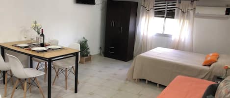 1 bedroom, WiFi, bed sheets