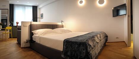 Ropa de cama de alta calidad, camas con efecto memoria y minibar
