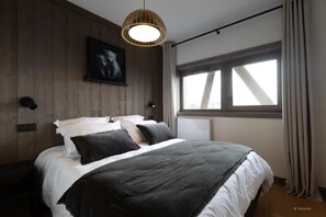 6 bedrooms, WiFi, bed sheets