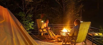 Riverfront Bell Tent Glamping -15 minutes to Bethel Woods Concerts