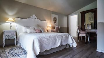 Habitación doble Deluxe, vista al jardín | Wifi gratis