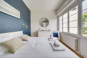 4 Schlafzimmer, Bügeleisen/Bügelbrett, WLAN, Bettwäsche