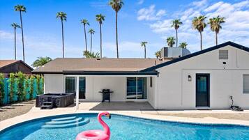 Alberca al aire libre