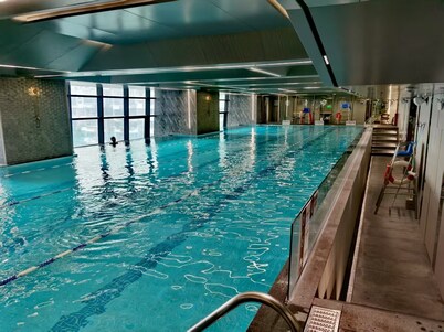 New CBD high-rise 3-brm LOFT, Huaxun Center, Luohu