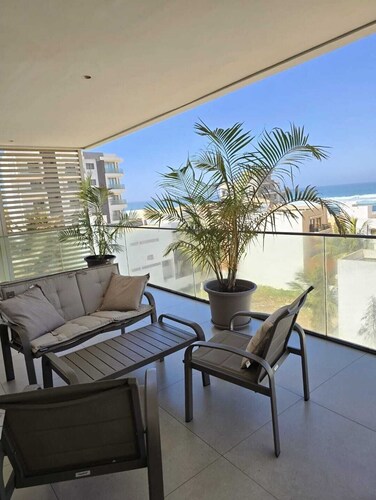 Villa M panoramic Seaview in Almadies 5mins from the beach.