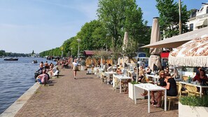 Buiten dineren
