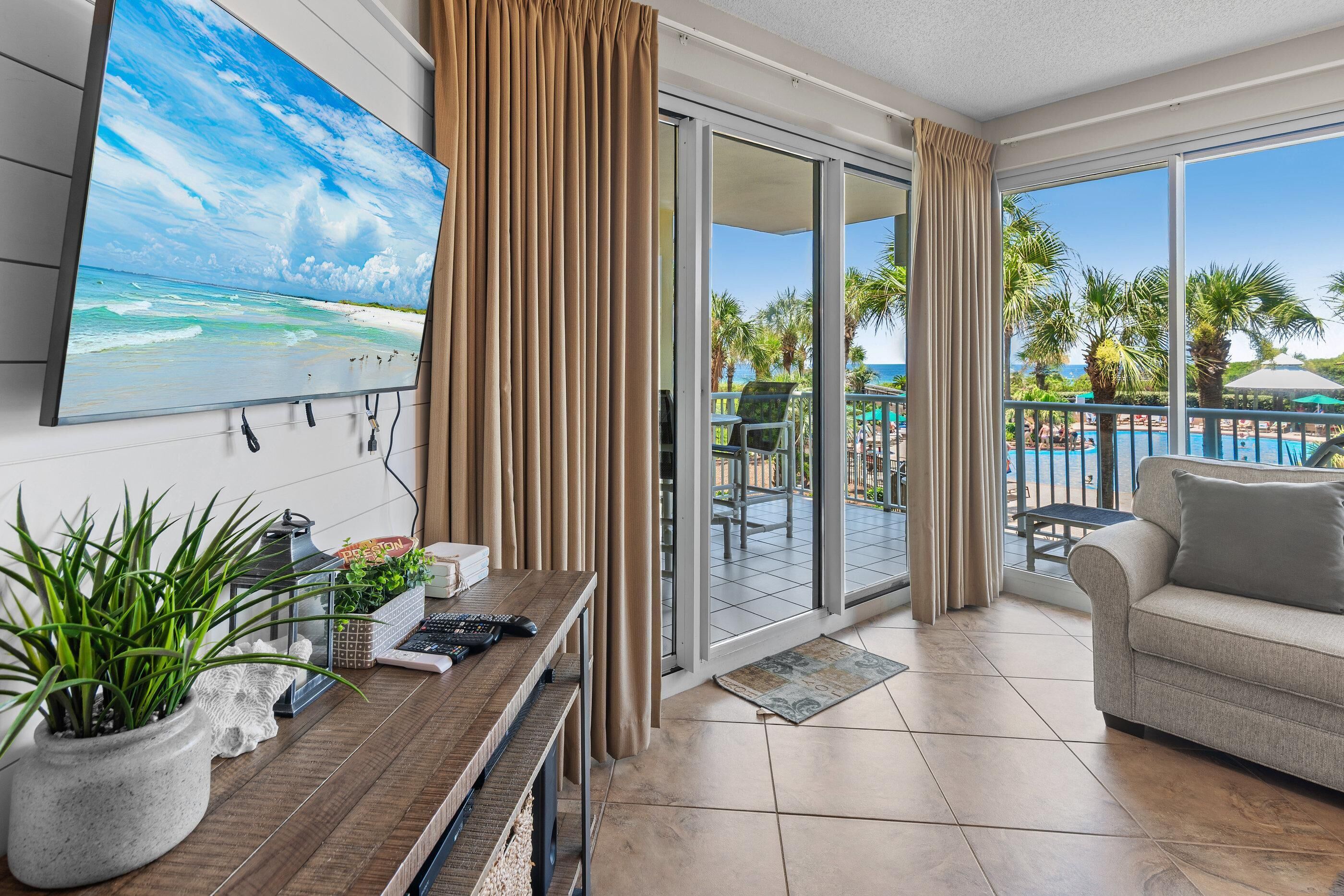 Condo, Multiple Beds (Crescent 109) | Living area