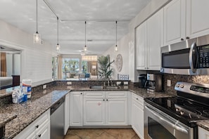Appart'hôtel, plusieurs lits (Crescent 109) | Cuisine privée