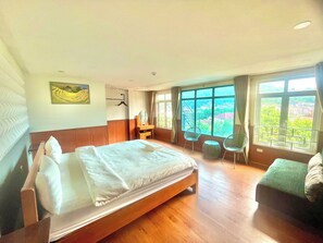 Deluxe Double Room, Mountain View | Hypo-allergenic bedding, free WiFi, bed sheets - Flaco Hostel (Sa Pa)