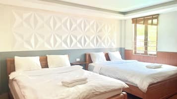 Standard Quadruple Room | Hypo-allergenic bedding, free WiFi, bed sheets