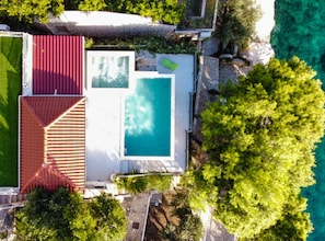 Apartment (Two Bedroom Apartment with Sea View a) | Exterior