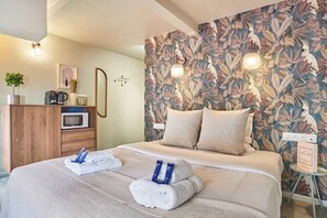 1 bedroom, WiFi, bed sheets - Charming air-conditioned studio in the center of Paris (Paris)