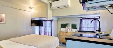 1 bedroom, WiFi, bed sheets